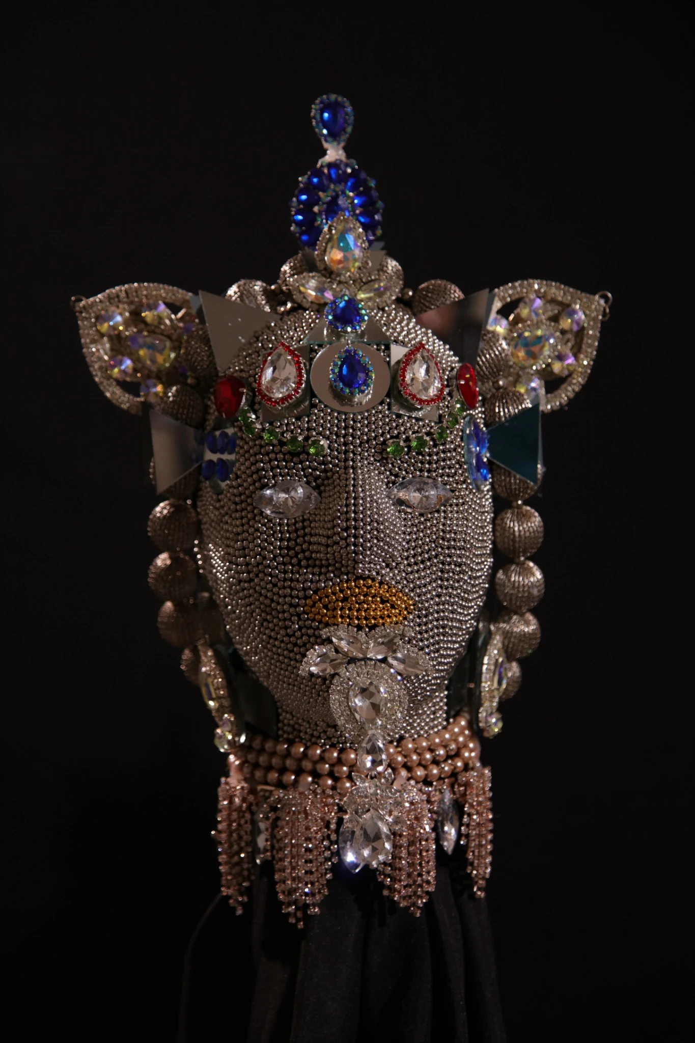 Disco Balling Heads sculpture