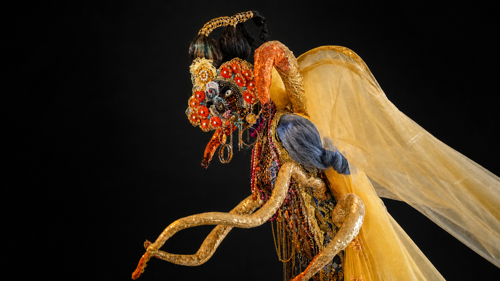 Gabriela Rising, 2023 side view